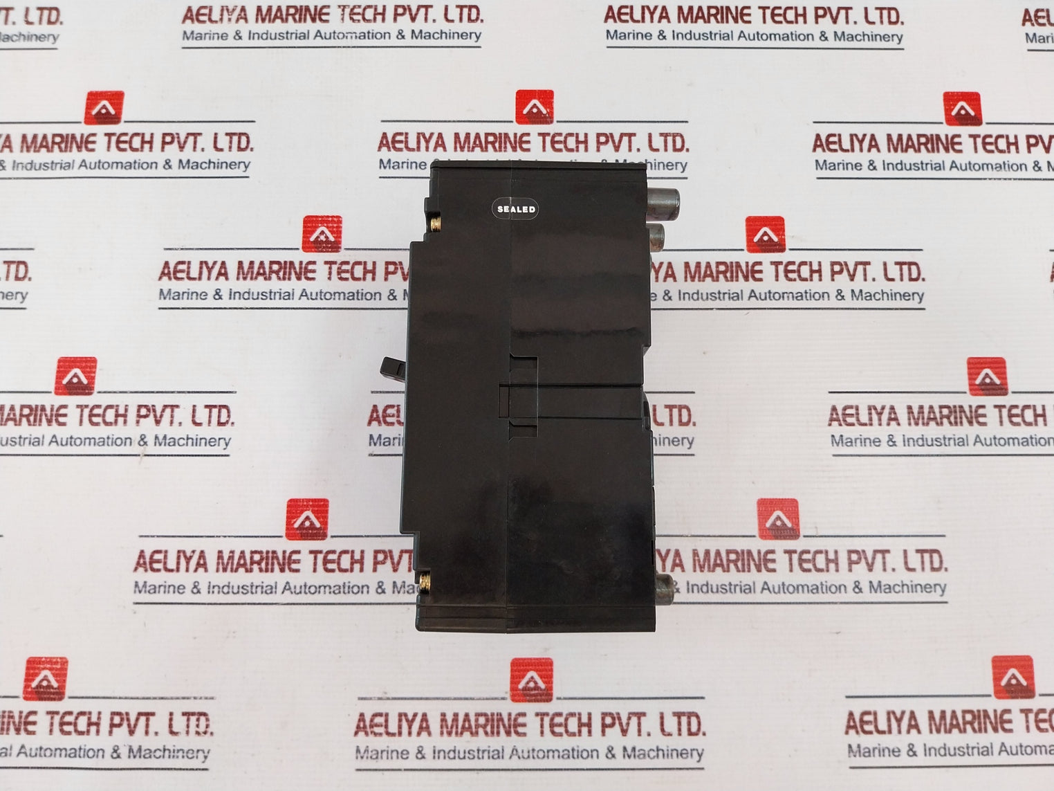 Terasaki Xs225Ns 3-pole Circuit Breaker 225A Ac690V 50/60Hz