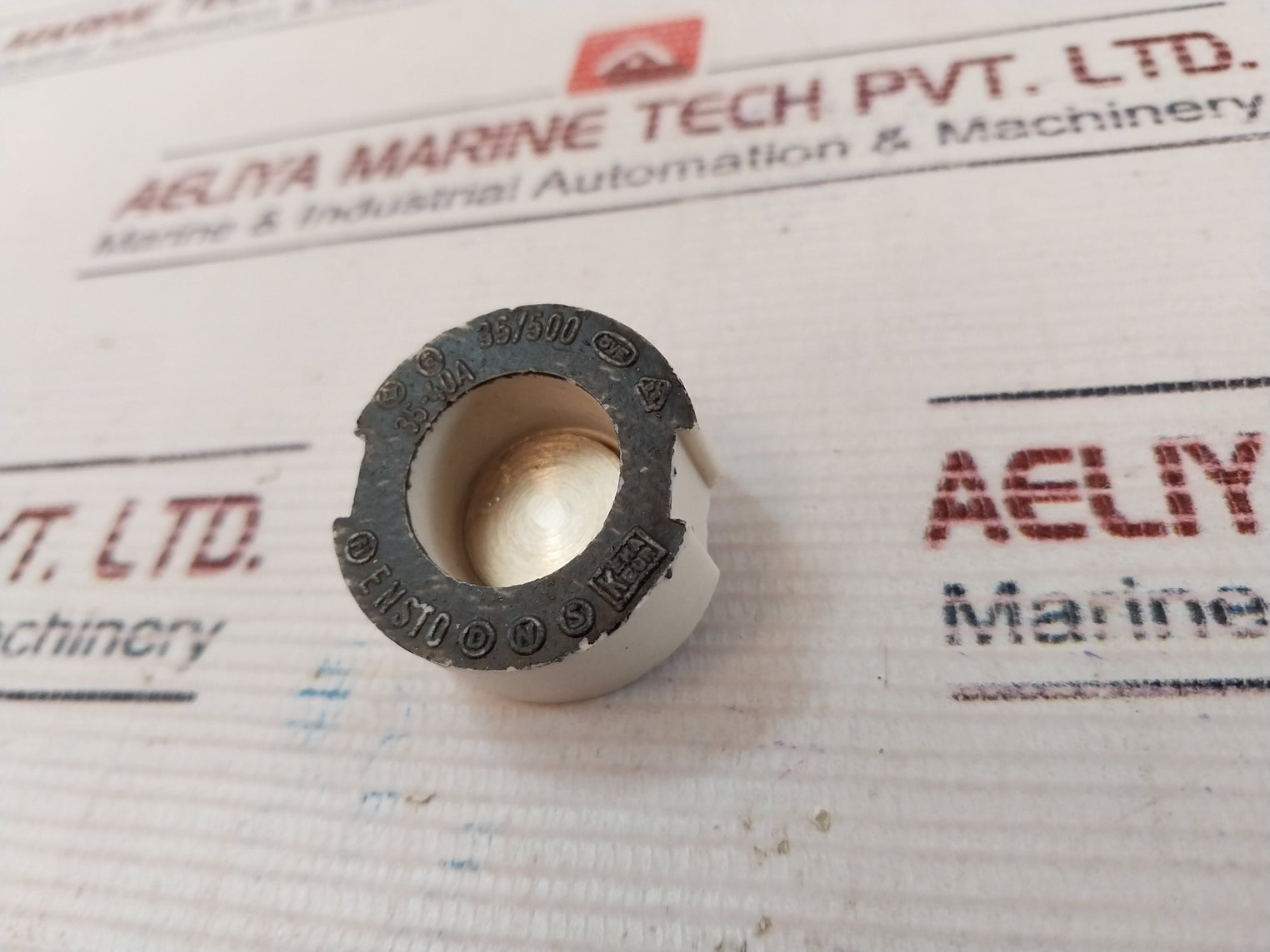 Lot of 7X Ensto 35/500 Screw Fitting 35-40A