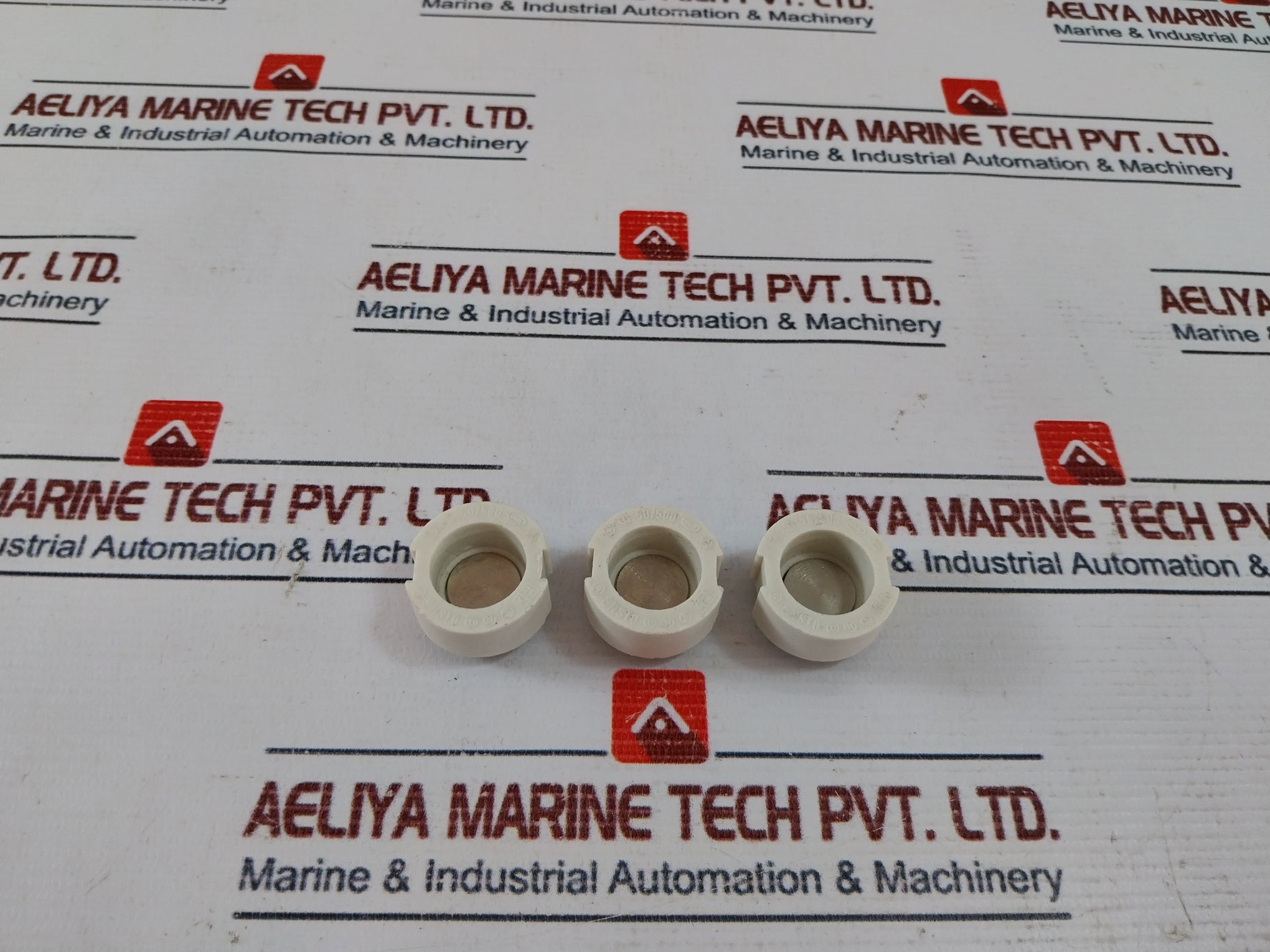 Lot of 4X Ensto 50/500 Screw
