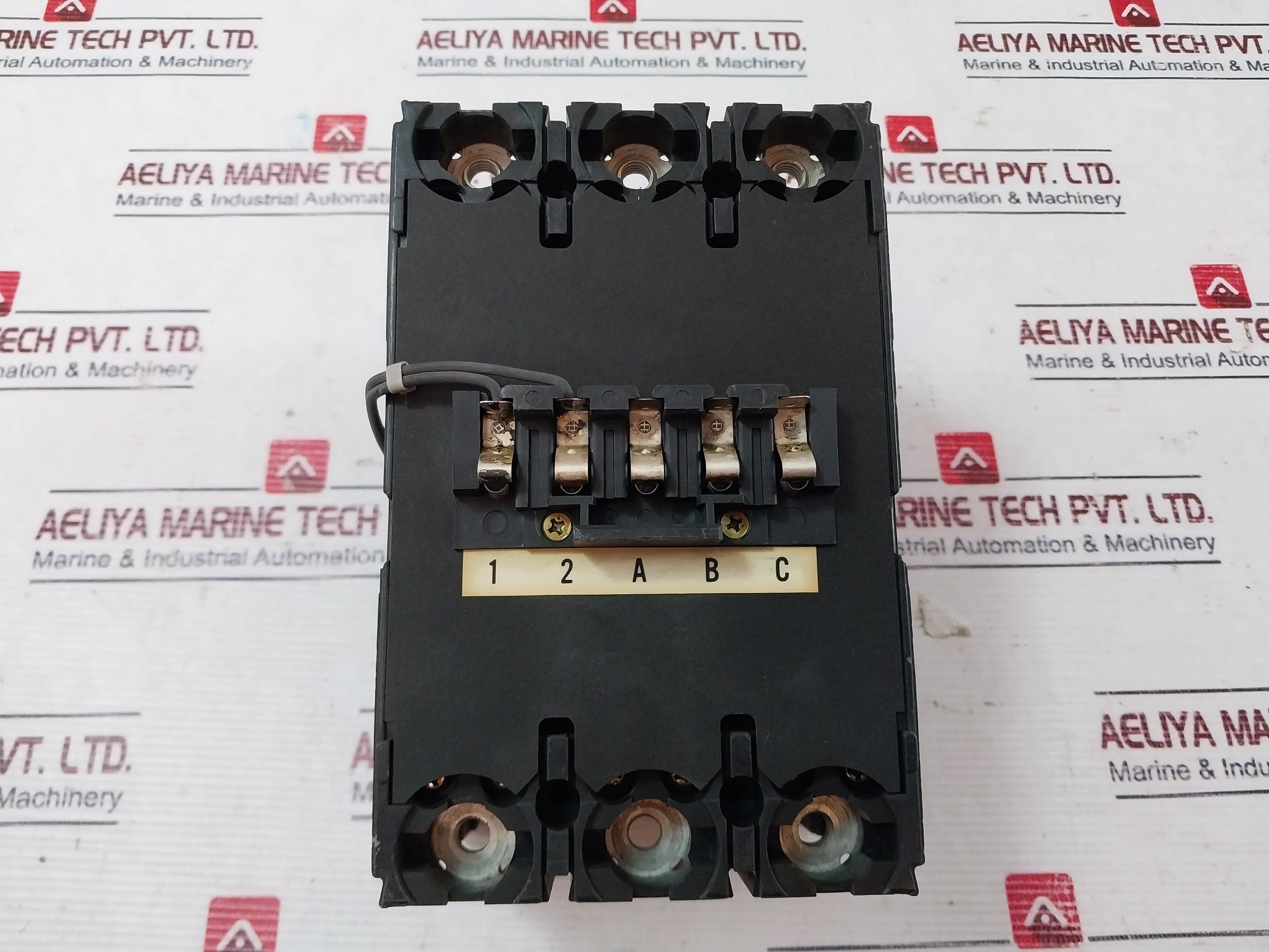 Mitsubishi Electric Nf225-sh 3 Pole No-fuse Breaker 150Amp 660Vac 50/60Hz