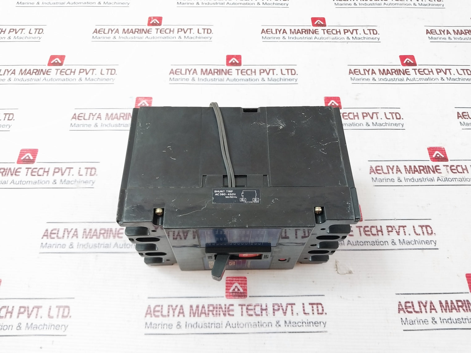 Mitsubishi Electric Nf225-sh 3 Pole No-fuse Breaker 150Amp 660Vac 50/60Hz