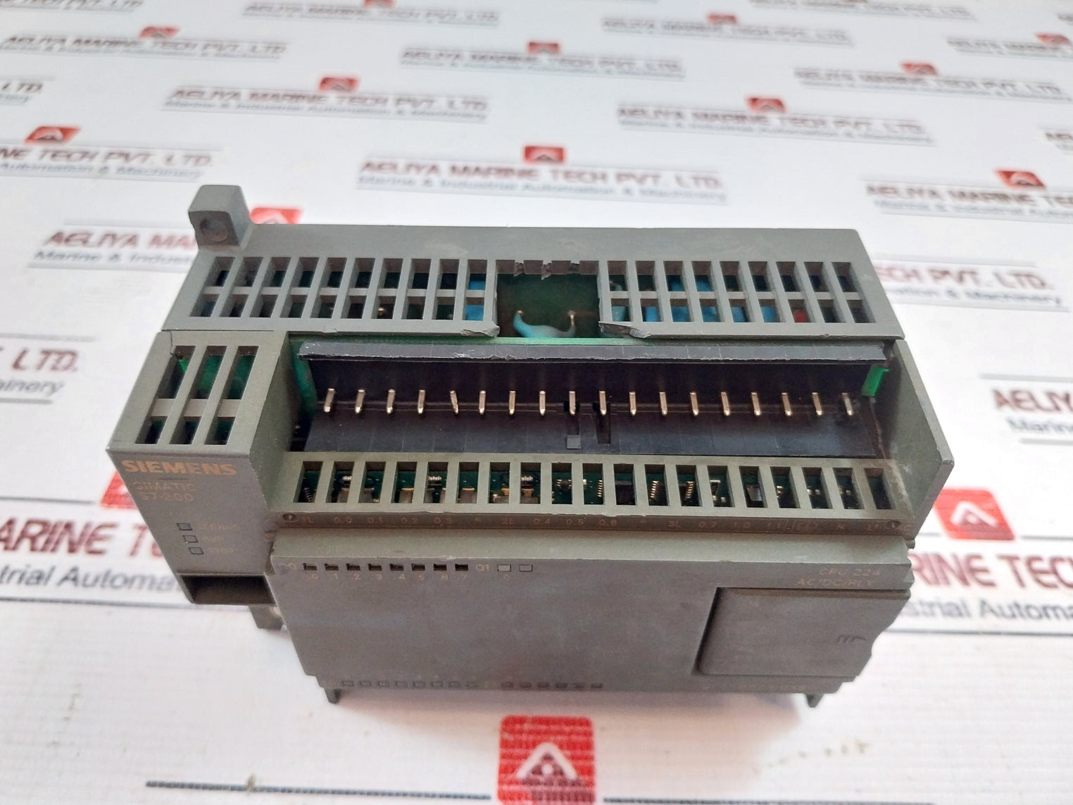 Siemens 6Es7 214-1Bd23-0Xb0 Simatic S7-200 Plc Module 85-264Vac 300V 10A (Not Working)
