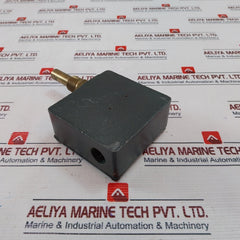 United Electric 102 Temperature Control Switch C11