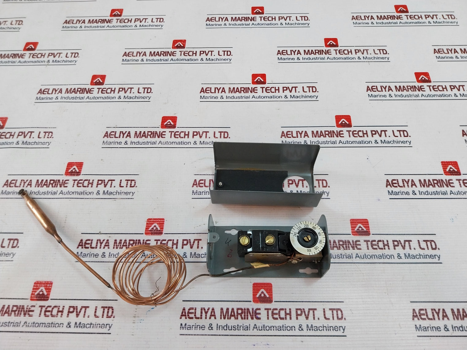 Johnson Controls A19Aab-35 Thermostat & Controller 100-240V Ac