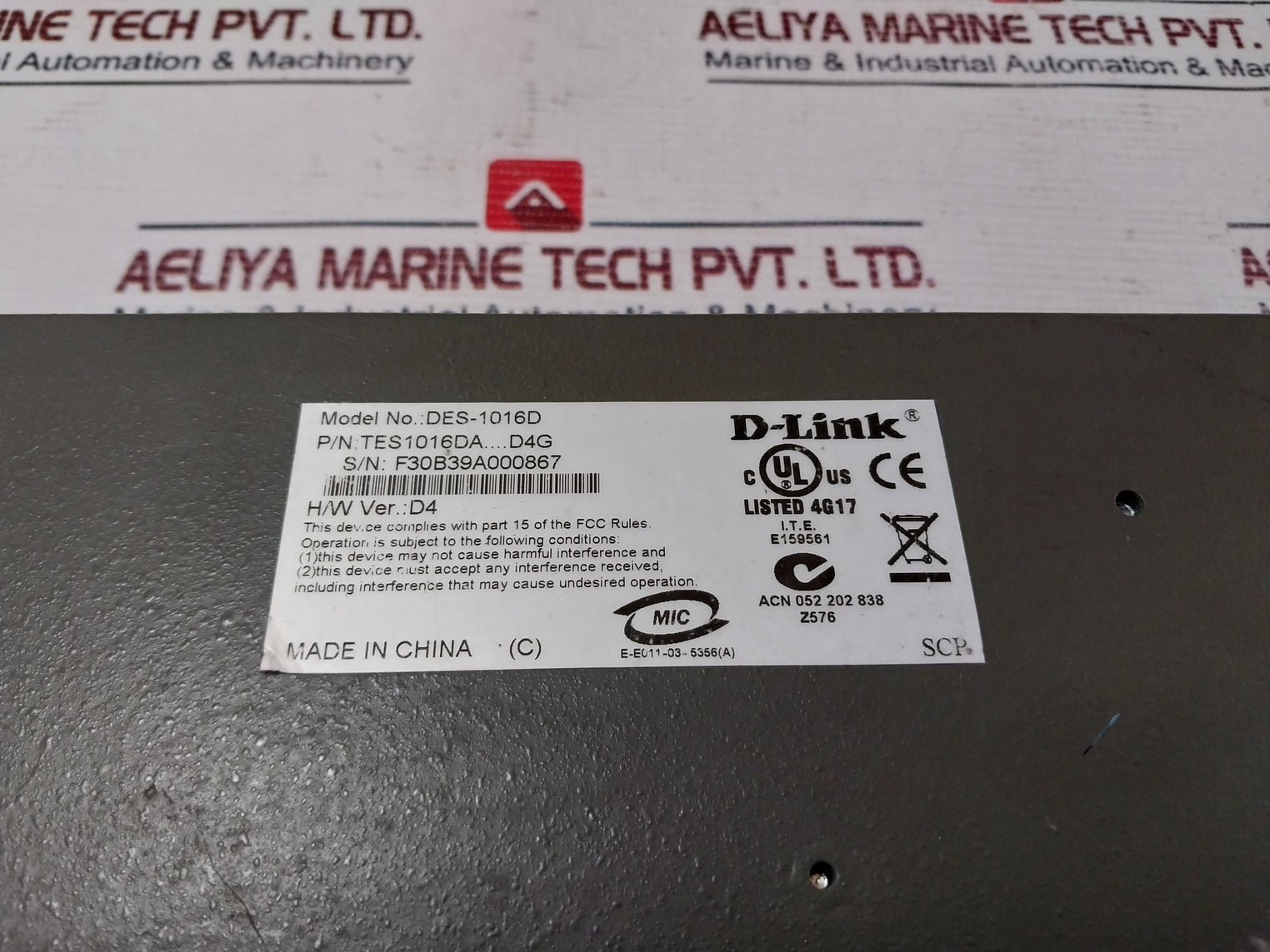 D-link Des-1016d 10/100 Fast Ethernet Switch Tes1016da….d4g