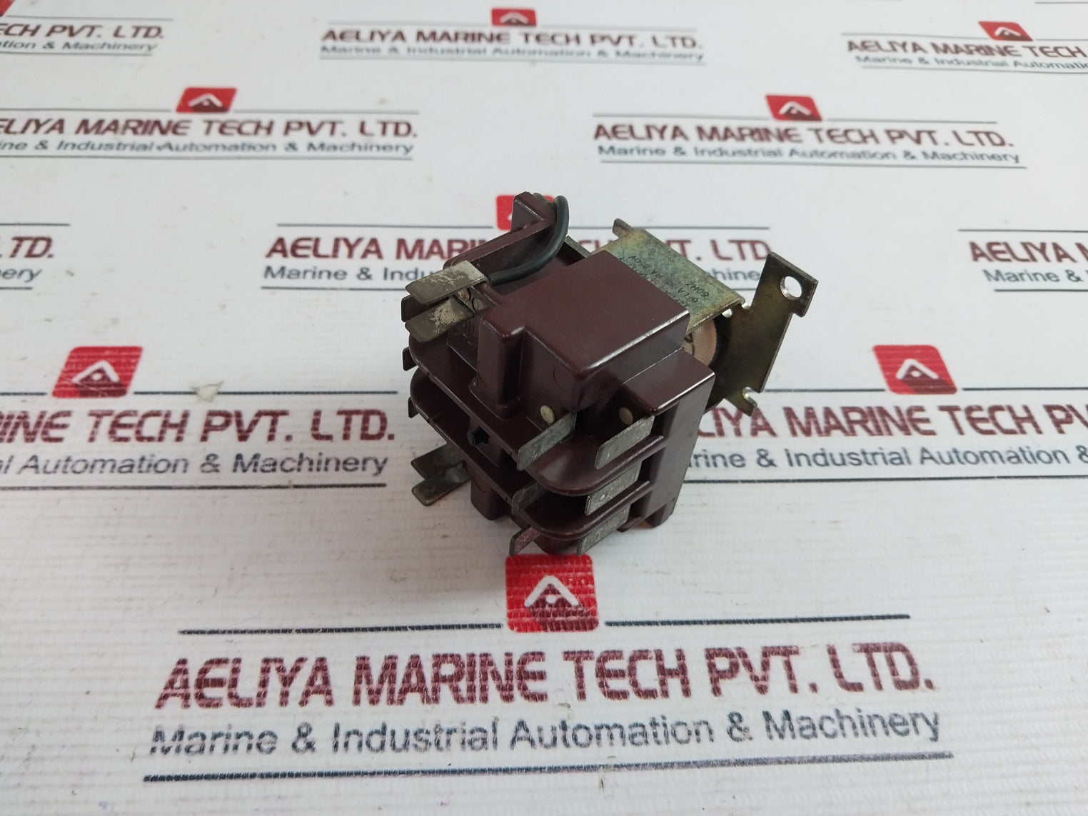 Essex 192-321111-11603 Relay With Coil 024-13425 24V 60Hz