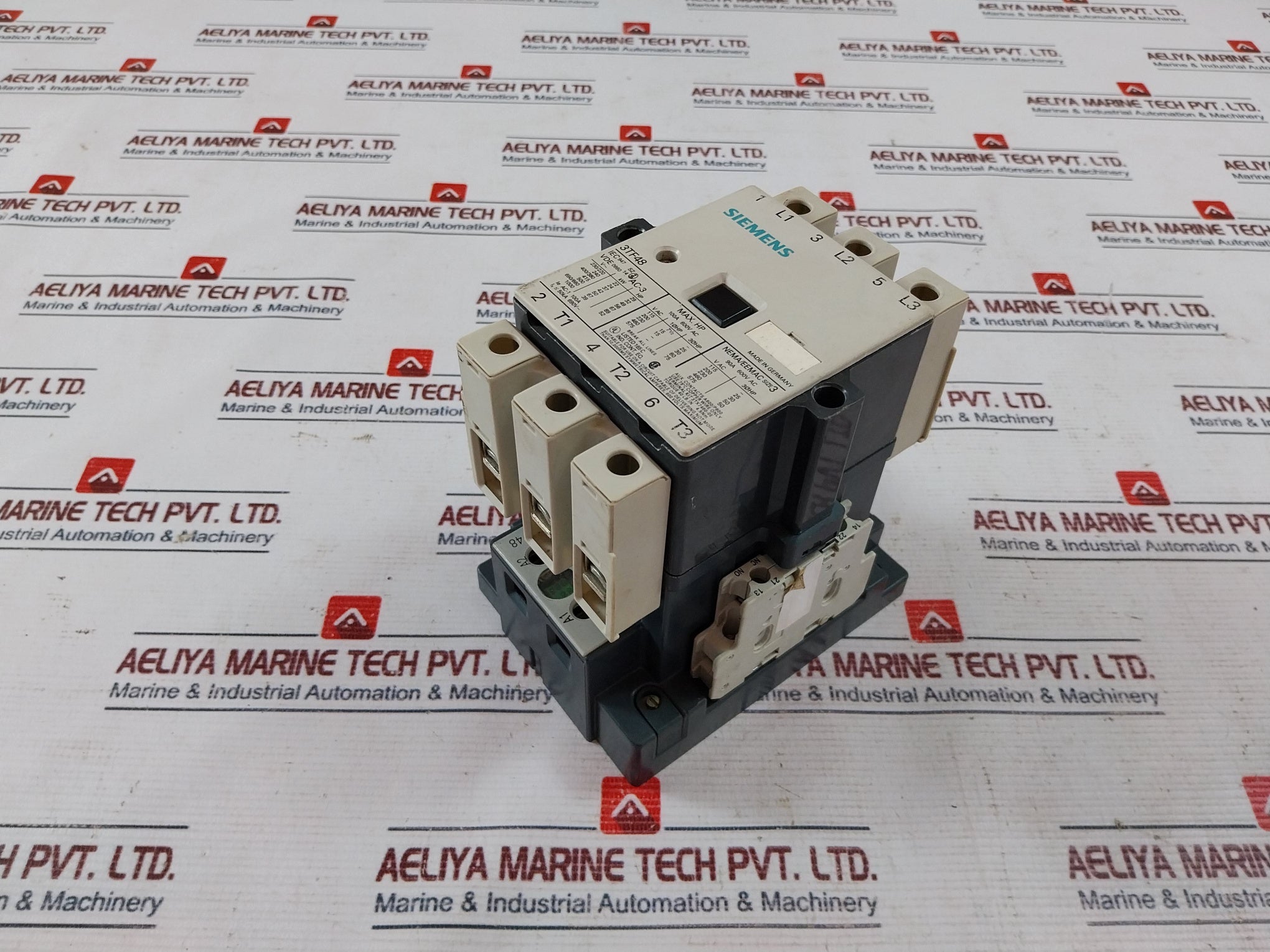 Siemens 3Tf48 Contactor W/ 3Ty7 561-1B Contact Block 600Vac