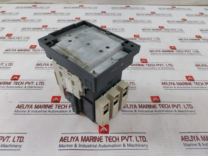 Siemens 3Tf48 Contactor W/ 3Ty7 561-1B Contact Block 600Vac