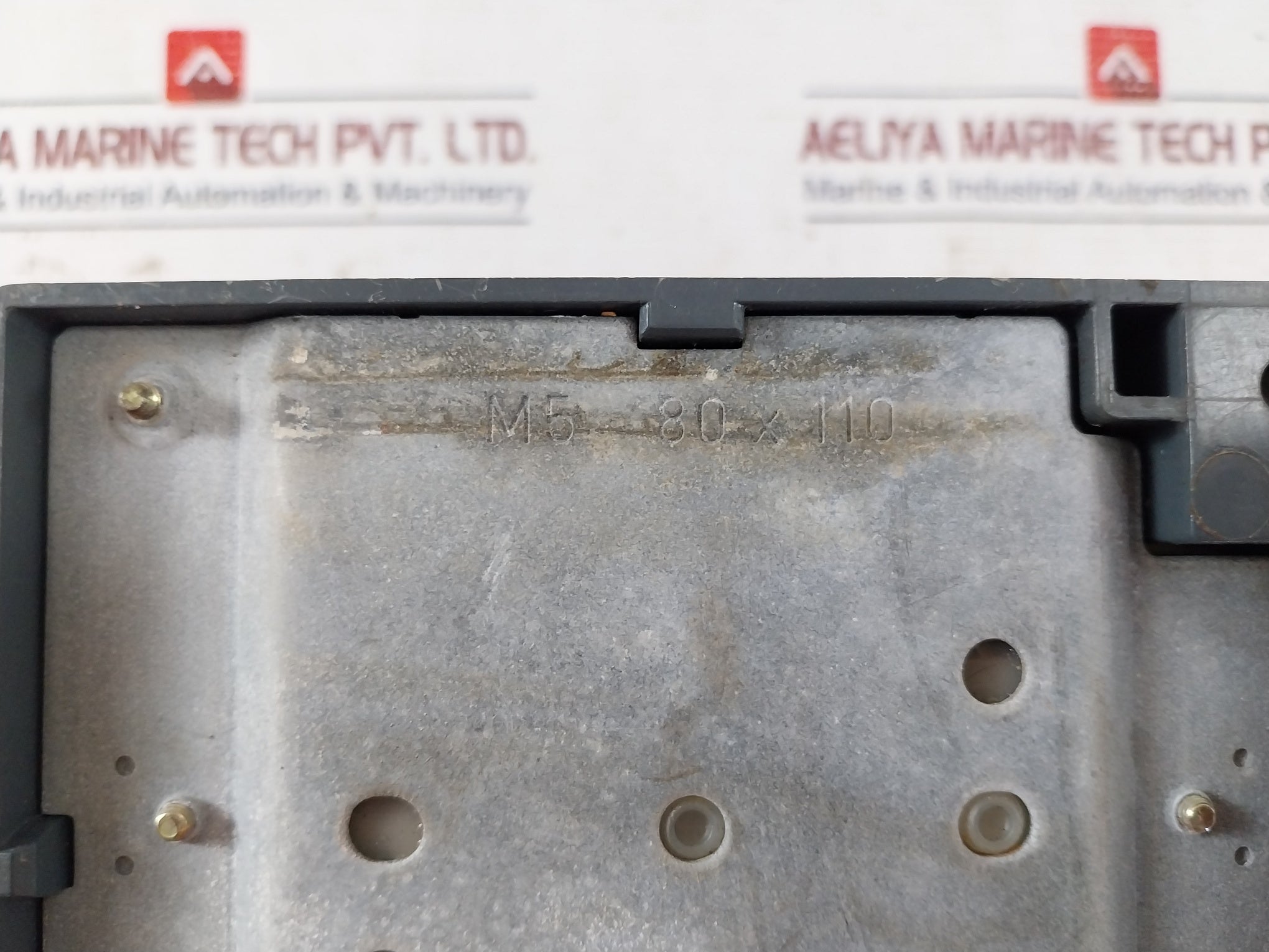 Siemens 3Tf48 Contactor W/ 3Ty7 561-1B Contact Block 600Vac