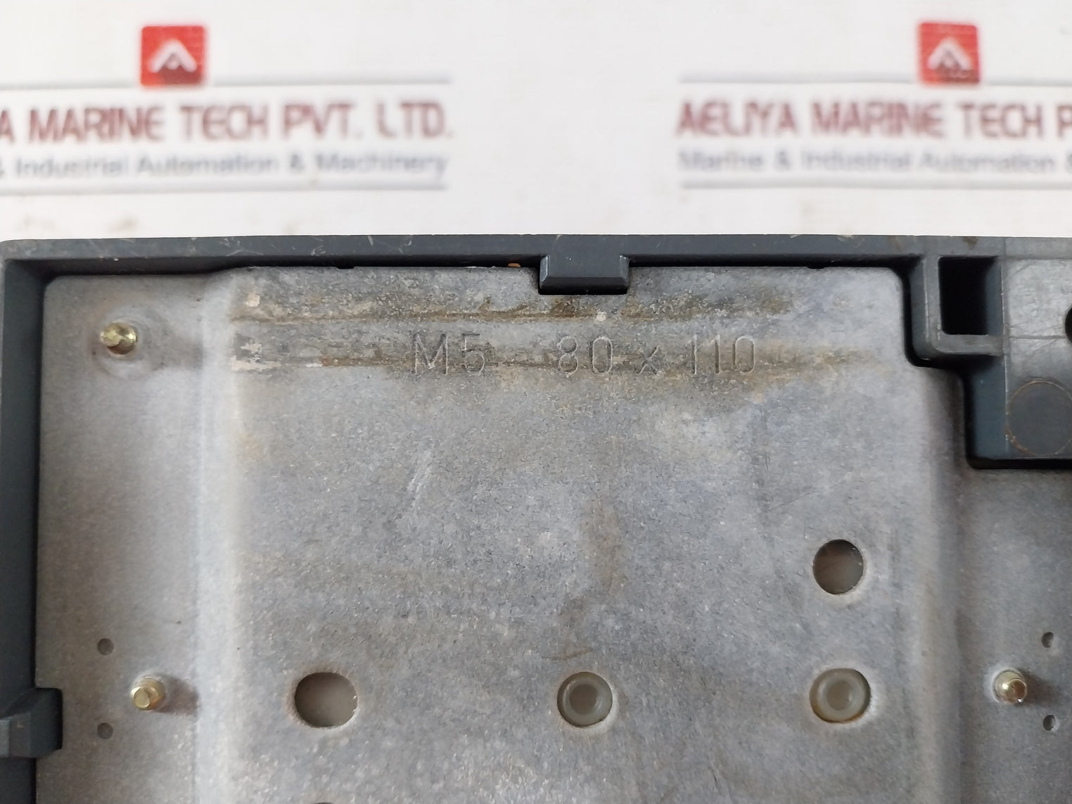 Siemens 3Tf48 Contactor W/ 3Ty7 561-1B Contact Block 600Vac