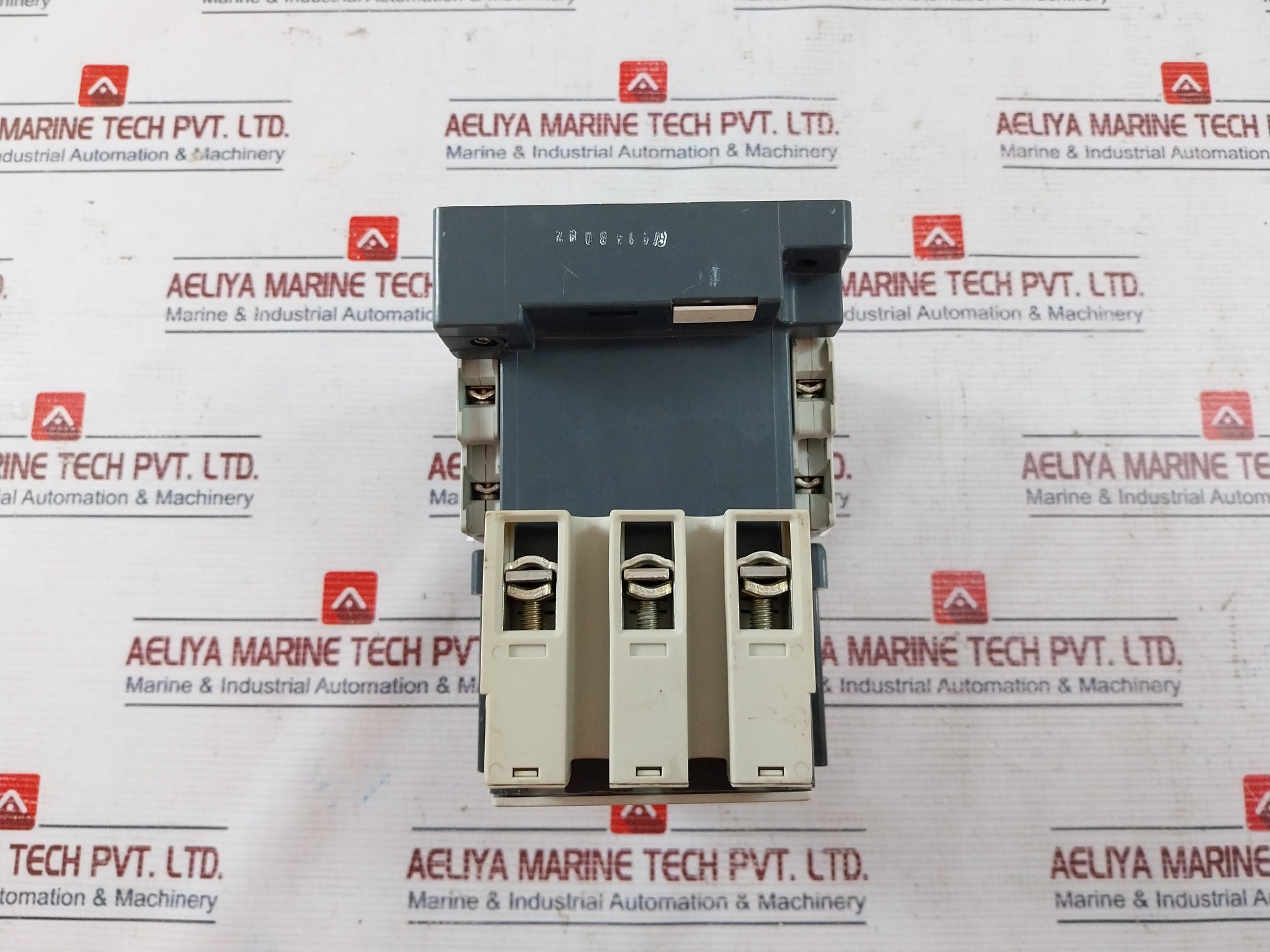 Siemens 3Tf48 Contactor W/ 3Ty7 561-1B Contact Block 600Vac
