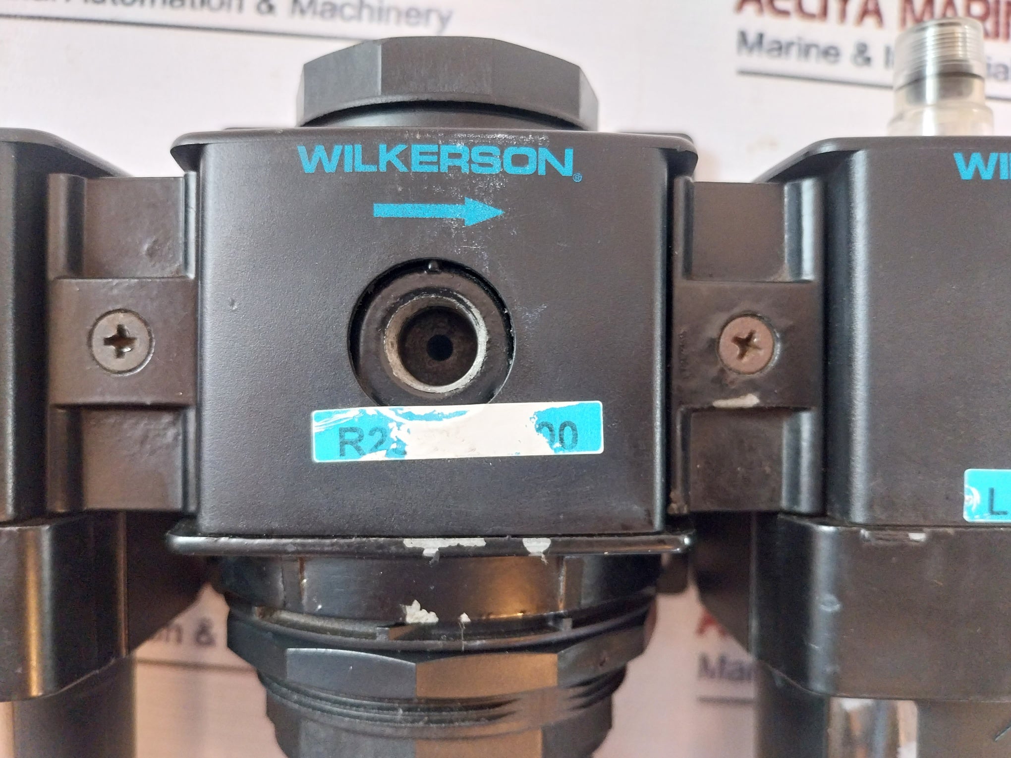 Wilkerson F28-04-SK00 Filter Lubicator Regulator 28A 0-125 Psig (0-8.6 Bar)