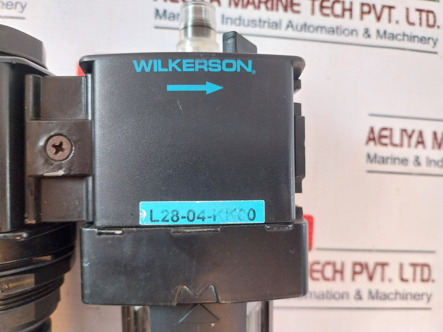 Wilkerson F28-04-SK00 Filter Lubicator Regulator 28A 0-125 Psig (0-8.6 Bar)