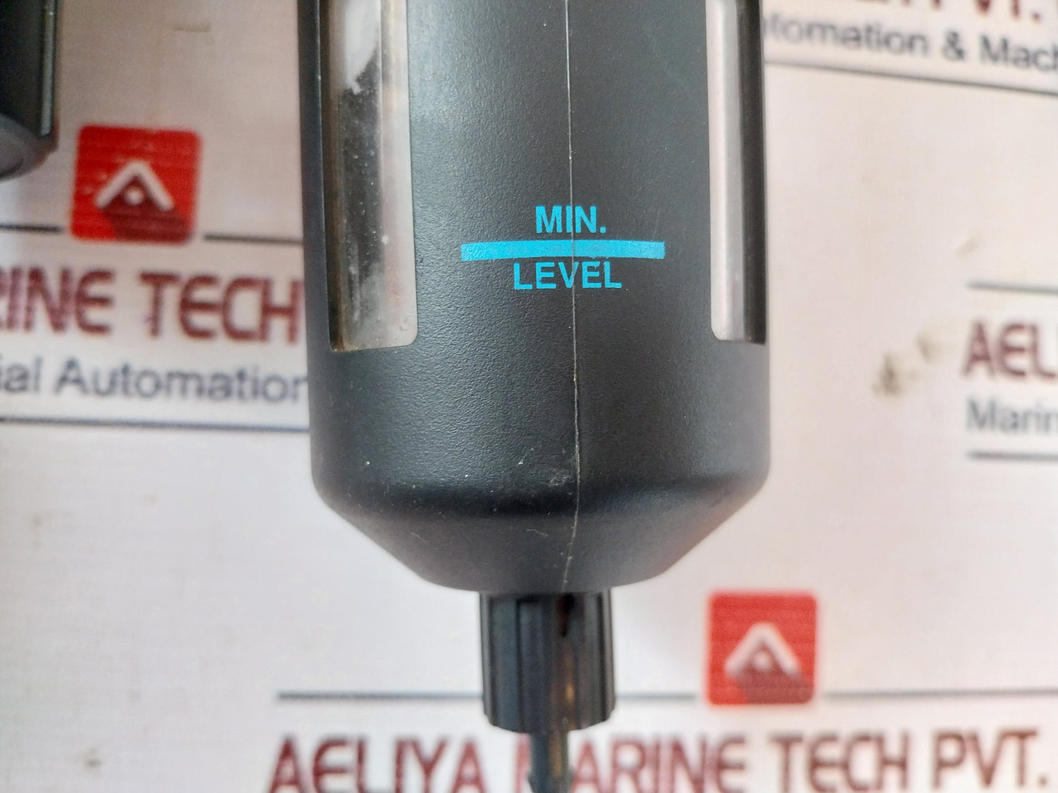 Wilkerson F28-04-SK00 Filter Lubicator Regulator 28A 0-125 Psig (0-8.6 Bar)