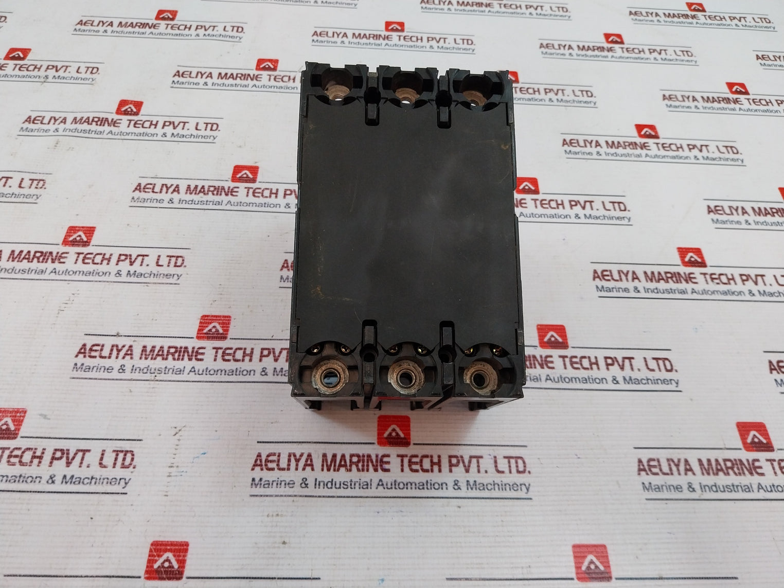 Mitsubishi Nf225-sh No-fuse Breaker 3 Pole 150 Amp 660V