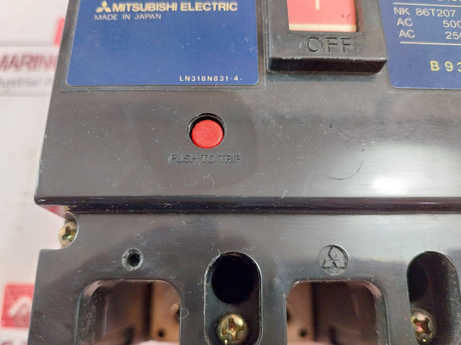 Mitsubishi Nf225-sh No-fuse Breaker 3 Pole 150 Amp 660V