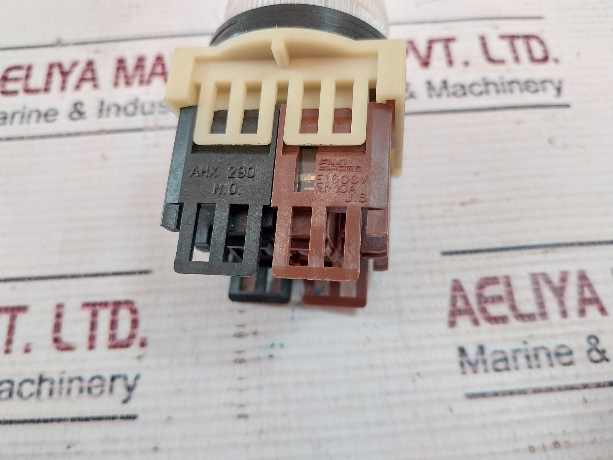 Fuji Electric Ah30-g4-0143 Command Switch 6A 250V