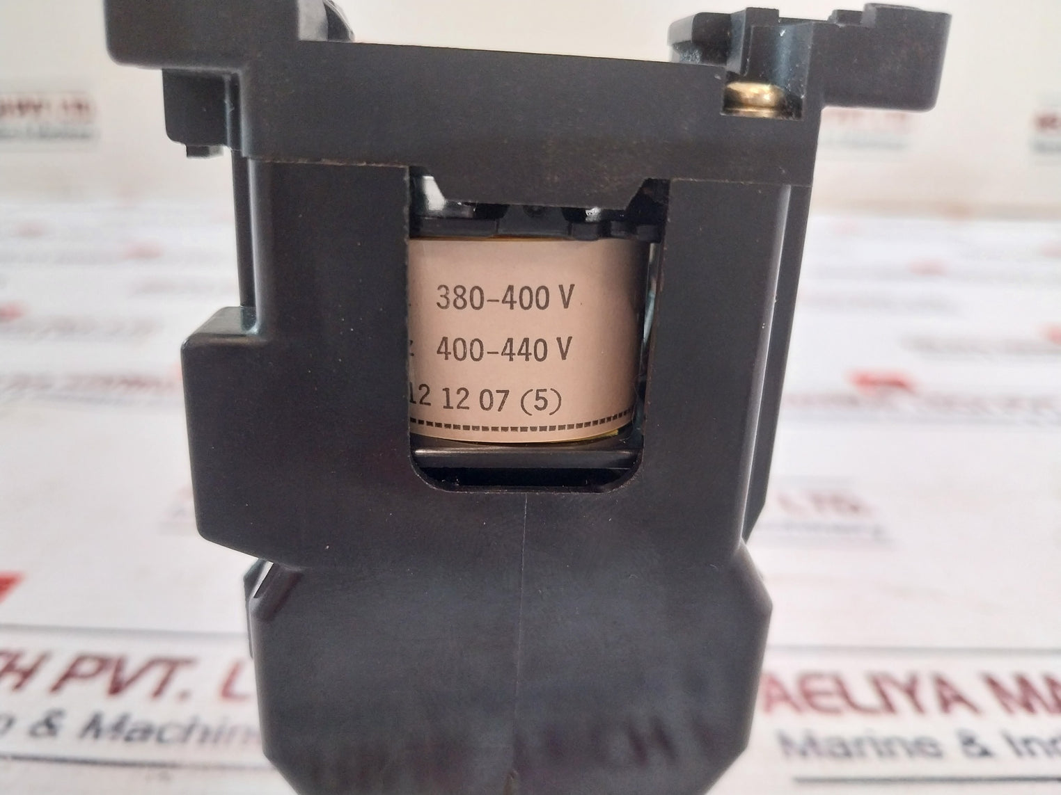 Fuji Electric Src50-2U/X (4A2B) Auxiliary Relay 400-440V 50/60Hz