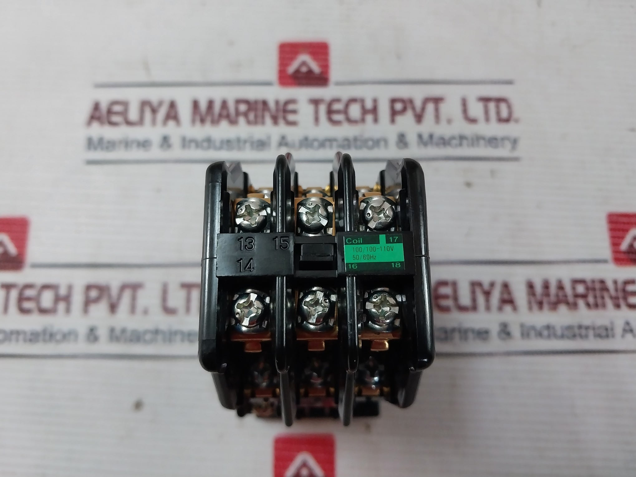 Fuji Electric SRC50-2U/X (4A2B) Auxiliary Relay Coil 100/100-110v 50/60hz