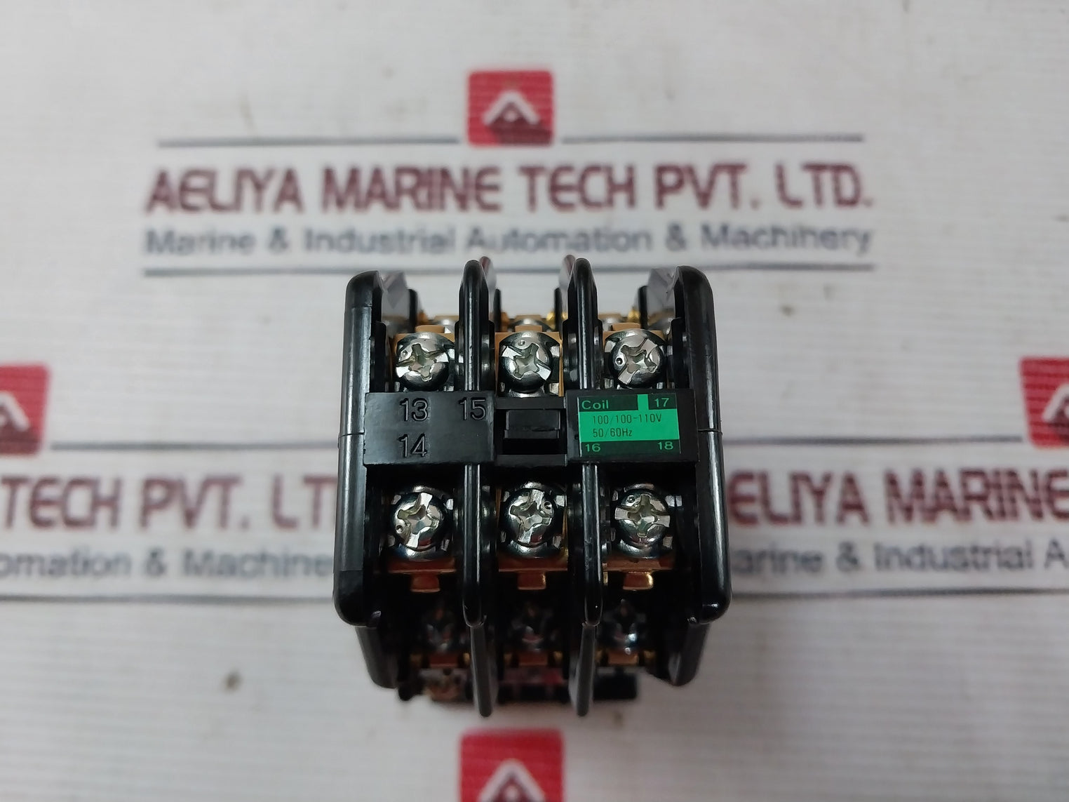 Fuji Electric SRC50-2U/X (4A2B) Auxiliary Relay Coil 100/100-110v 50/60hz