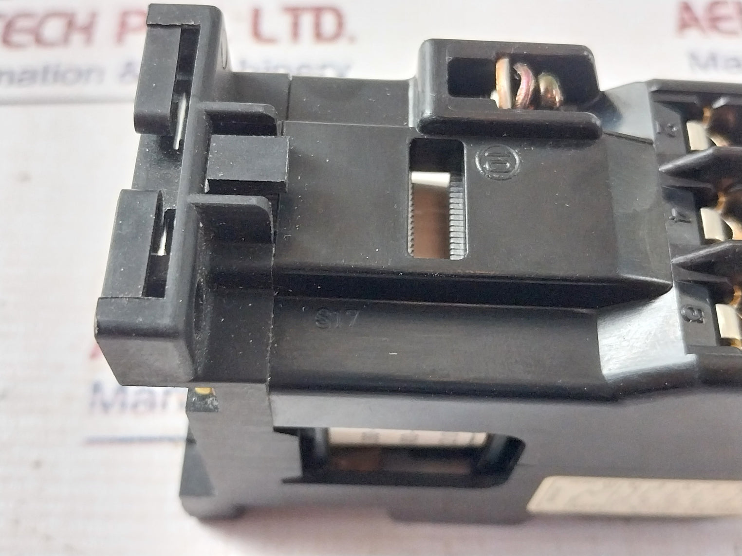 Fuji Electric Src50-2U/X (4A2B)/ Src 50-3Fs/X Auxiliary Relay W/ Coil F01265034