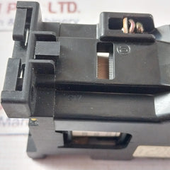 Fuji Electric Src50-2U/X (4A2B)/ Src 50-3Fs/X Auxiliary Relay W/ Coil F01265034