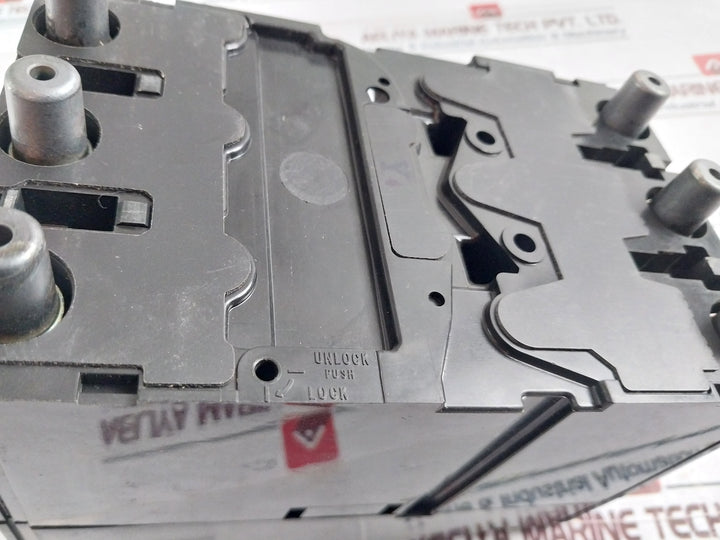 Terasaki XH225NS 3 Pole Circuit Breaker 150A 690VAC 50~60Hz