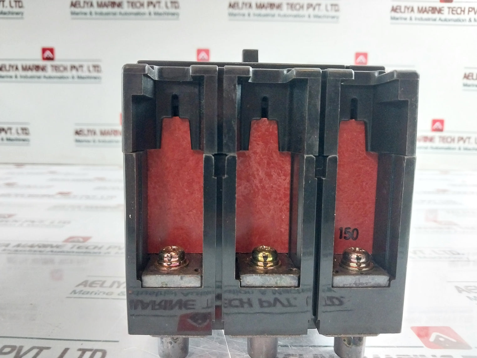 Terasaki XH225NS 3 Pole Circuit Breaker 150A 690VAC 50~60Hz