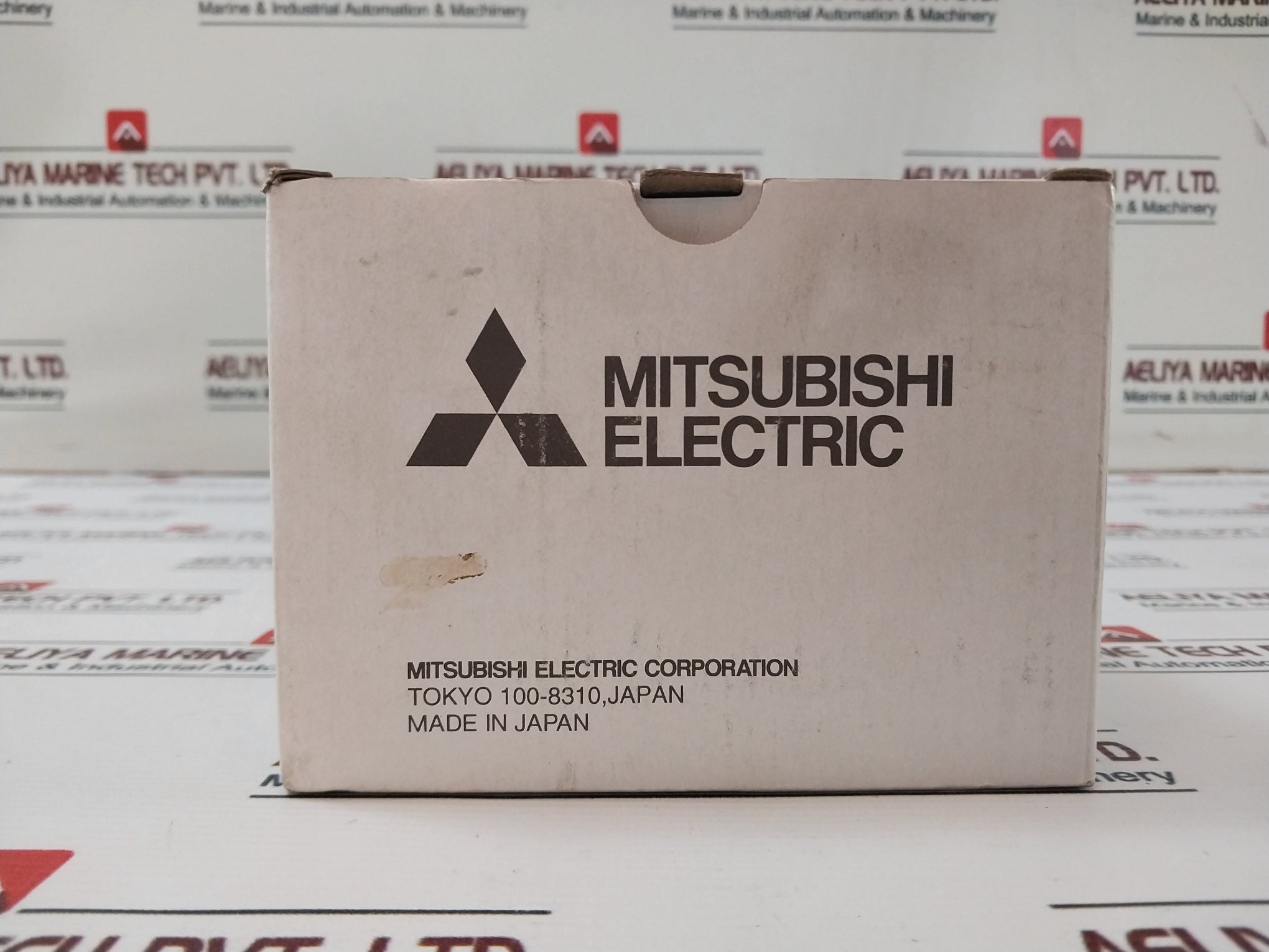 Mitsubishi Nf63-hv No-fuse Breaker With Auxiliary Switch Ax-1Rs Slt