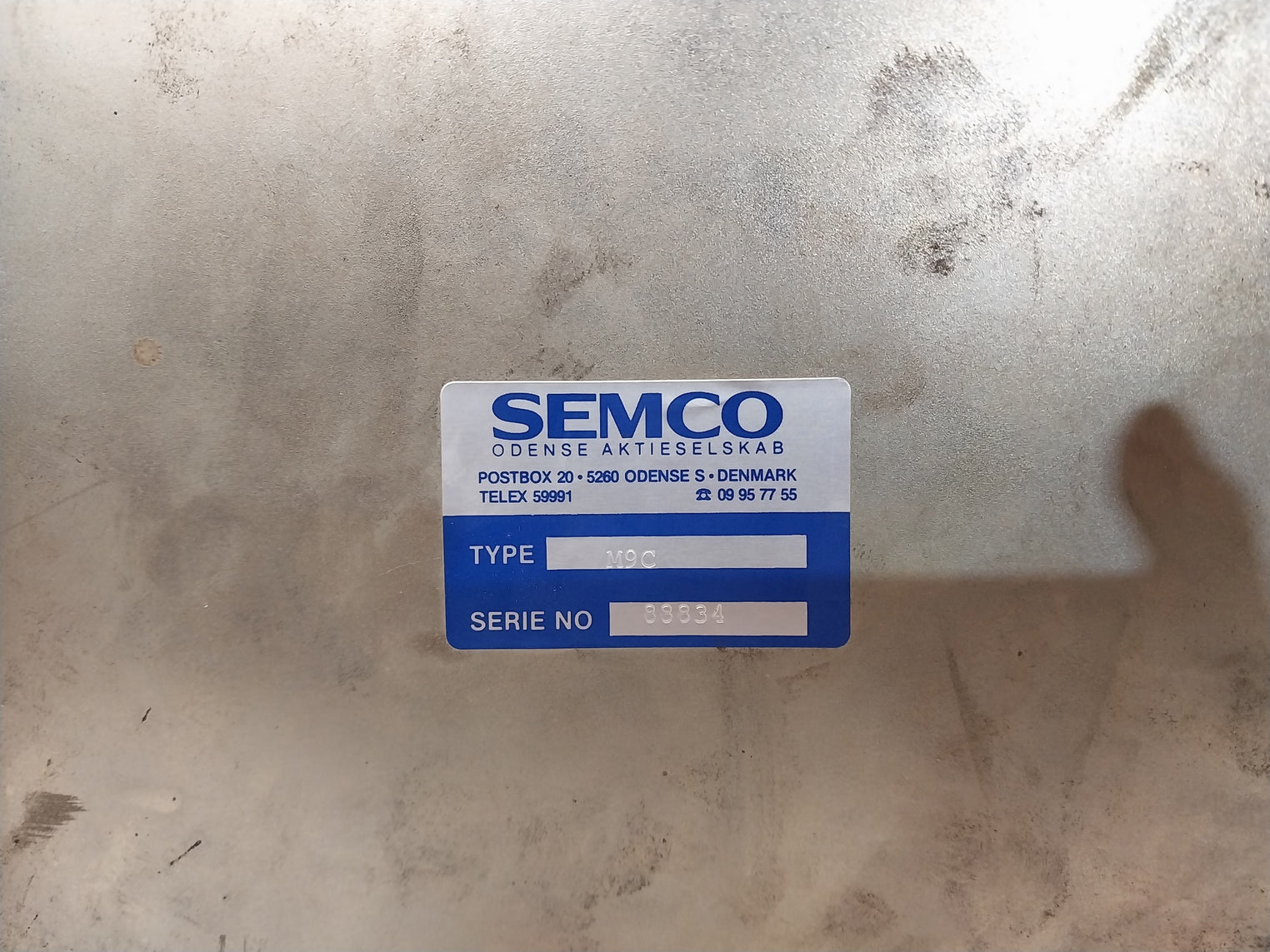 Semco Type M9C Power Supply With Battery Charge