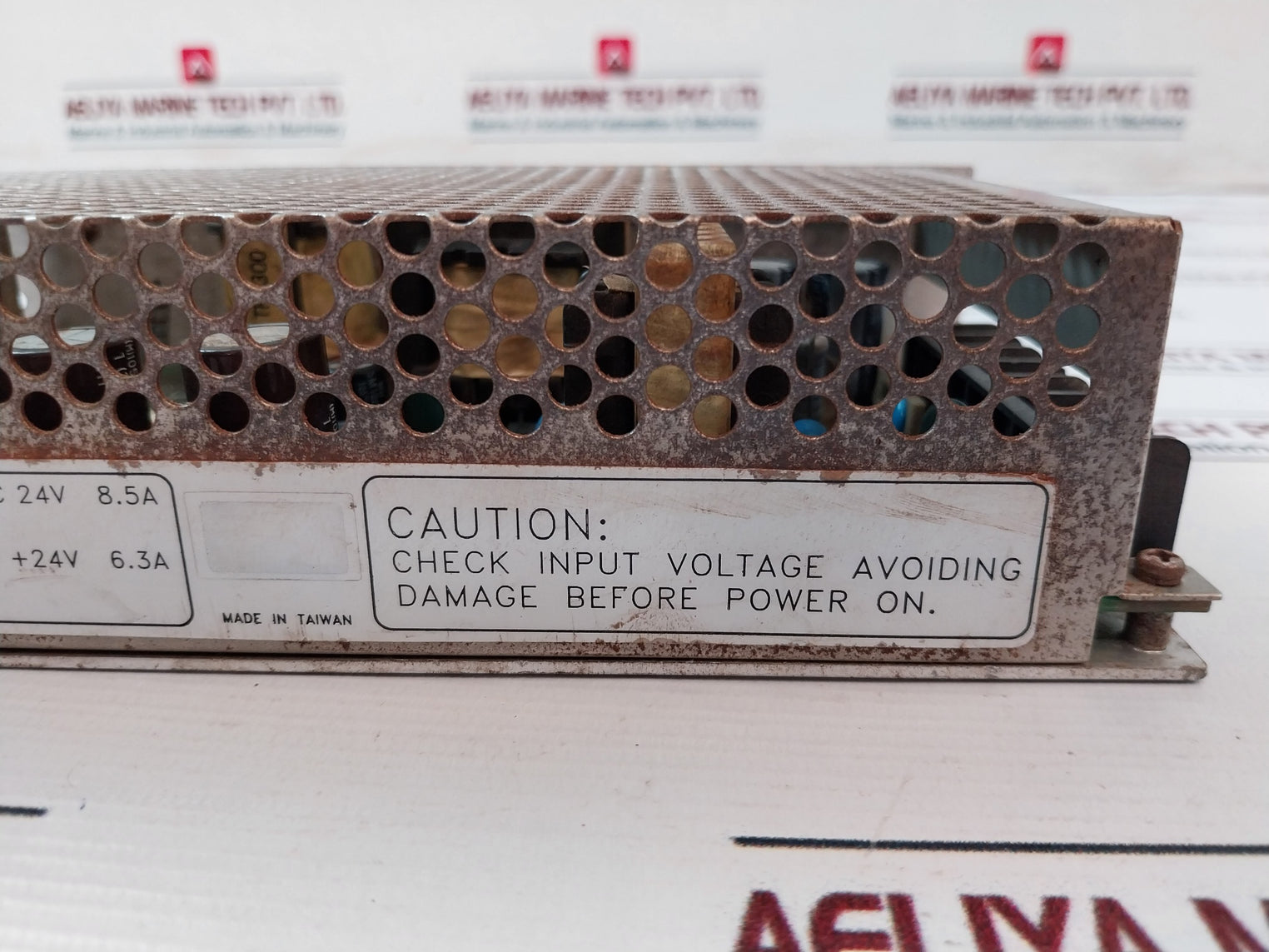 Meanwell Sd-150B-24 Dc-dc Enclosed Converter Power Supply Dc 24V 8.5A