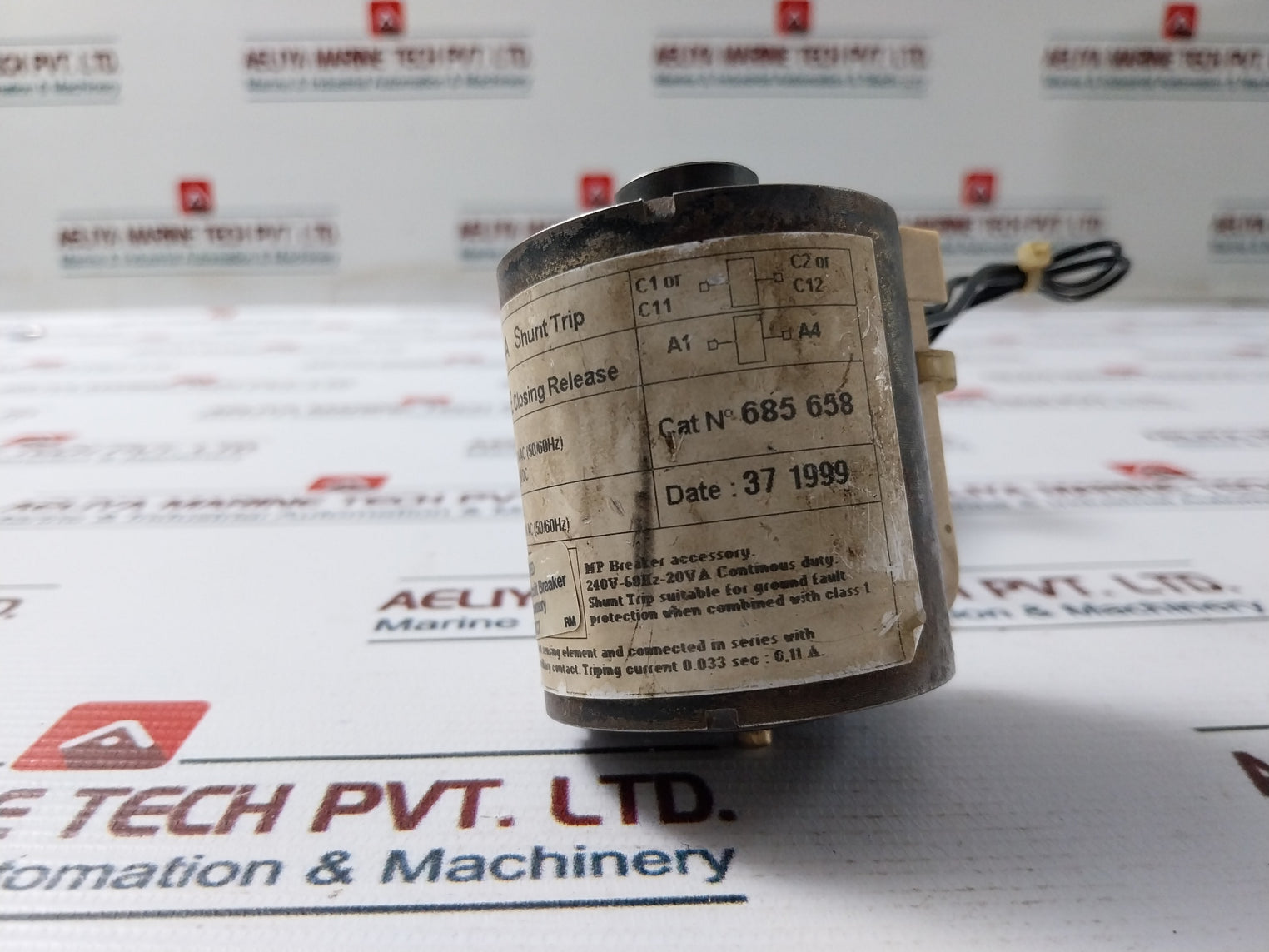 Merlin Gerin 685 658 Mx-a Shunt Trip Xf-e Closing Release Circuit Breaker 240v