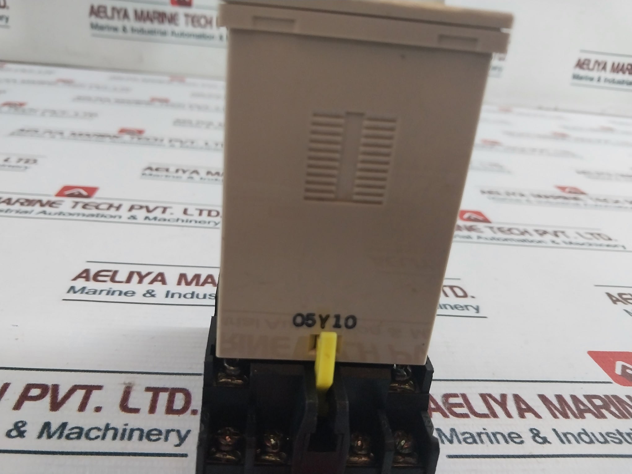 Omron H3Ba Timer With Base Szx-stf-11 24Vdc