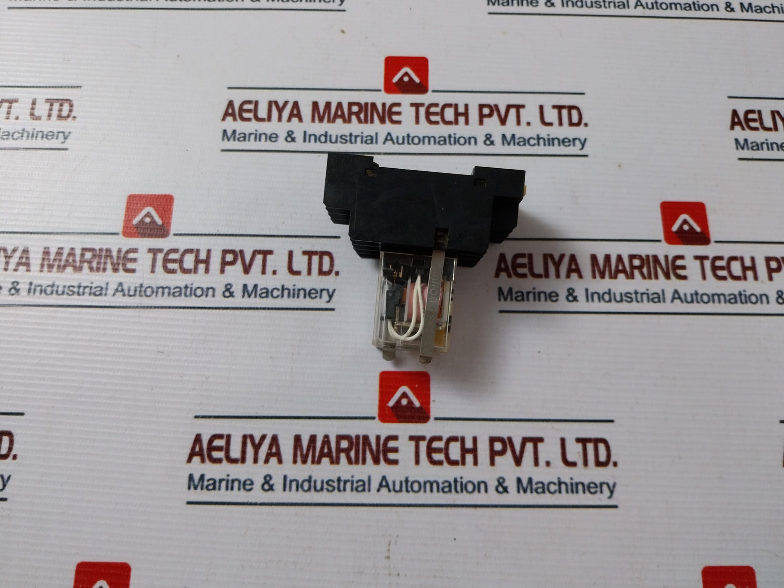 Omron My4Z Relay With Base 200/220Vac Pyf14T, 5A