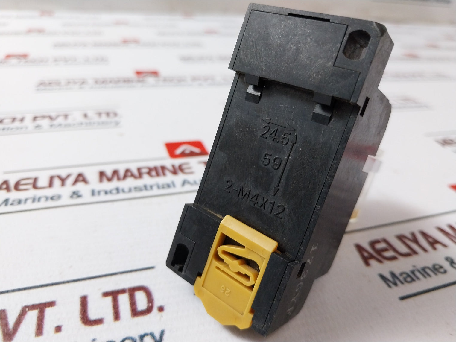 Omron My4Z Relay With Base 200/220Vac Pyf14T, 5A