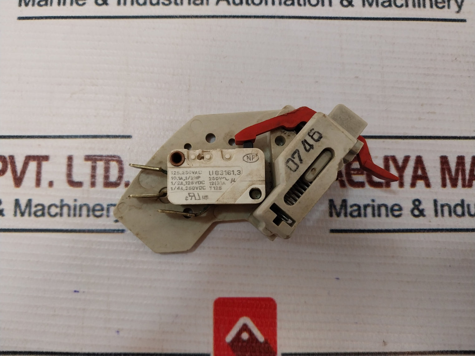 Ferraz Shawmut F210156 Fuse Switch Disconnectors 125.250Vac 10.1A 1/2Hp