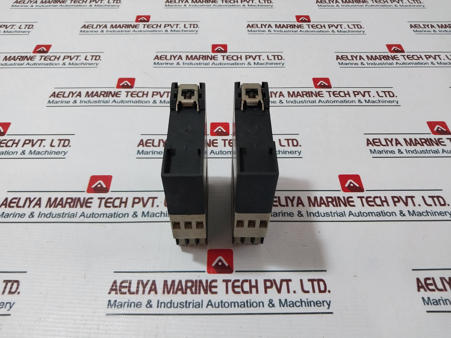 Entrelec 2.430.811.13 Thermistor Motor Protection Relay 250V 4A AC15 220V 1.5A