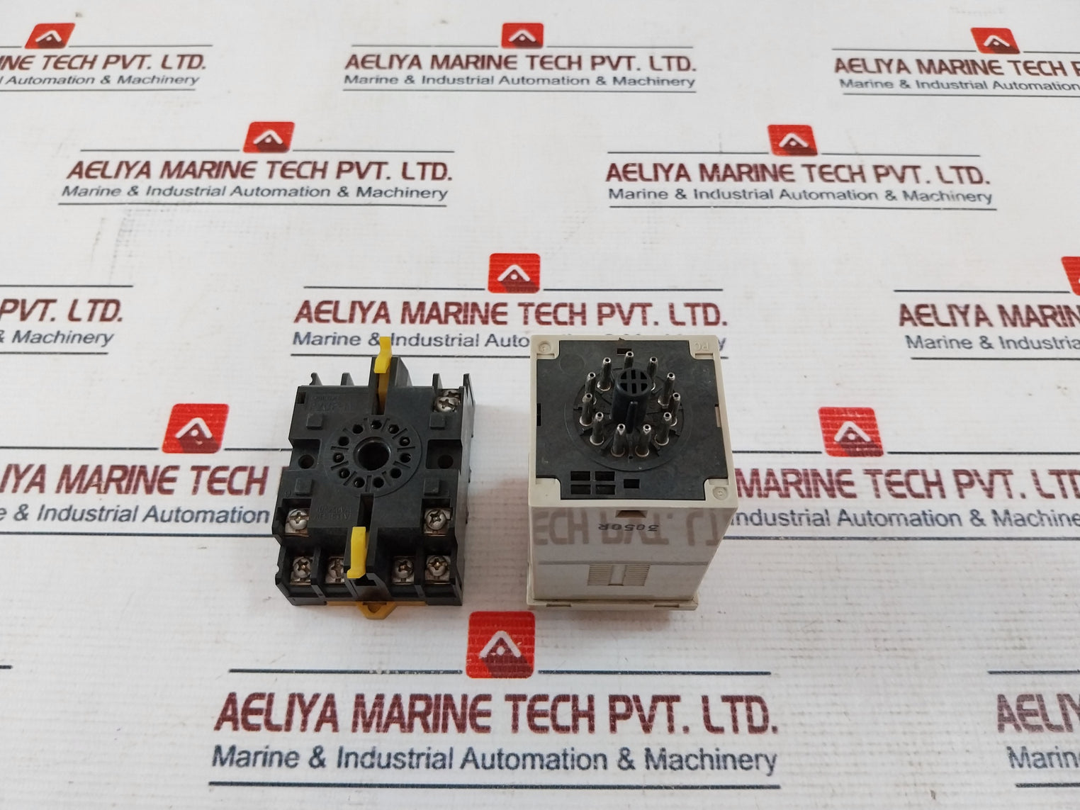 Omron H3Ba-n Timer With Base 0-3 Sec 24Vdc