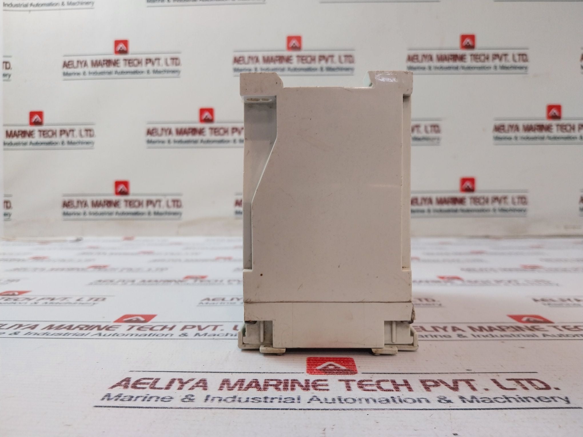 Meco WT34 Active Power Transducer 0-5.00mW 0-110 VAC