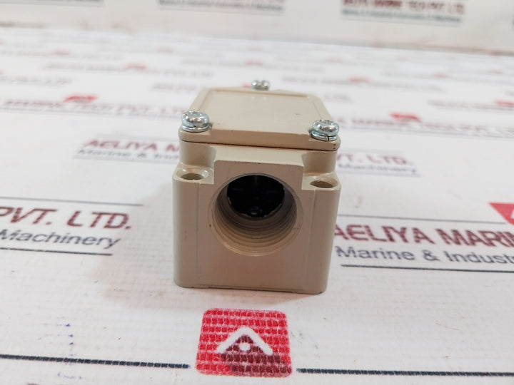 Omron Nema A600 Limit Switch 2A 250Vac 3, 4And 13
