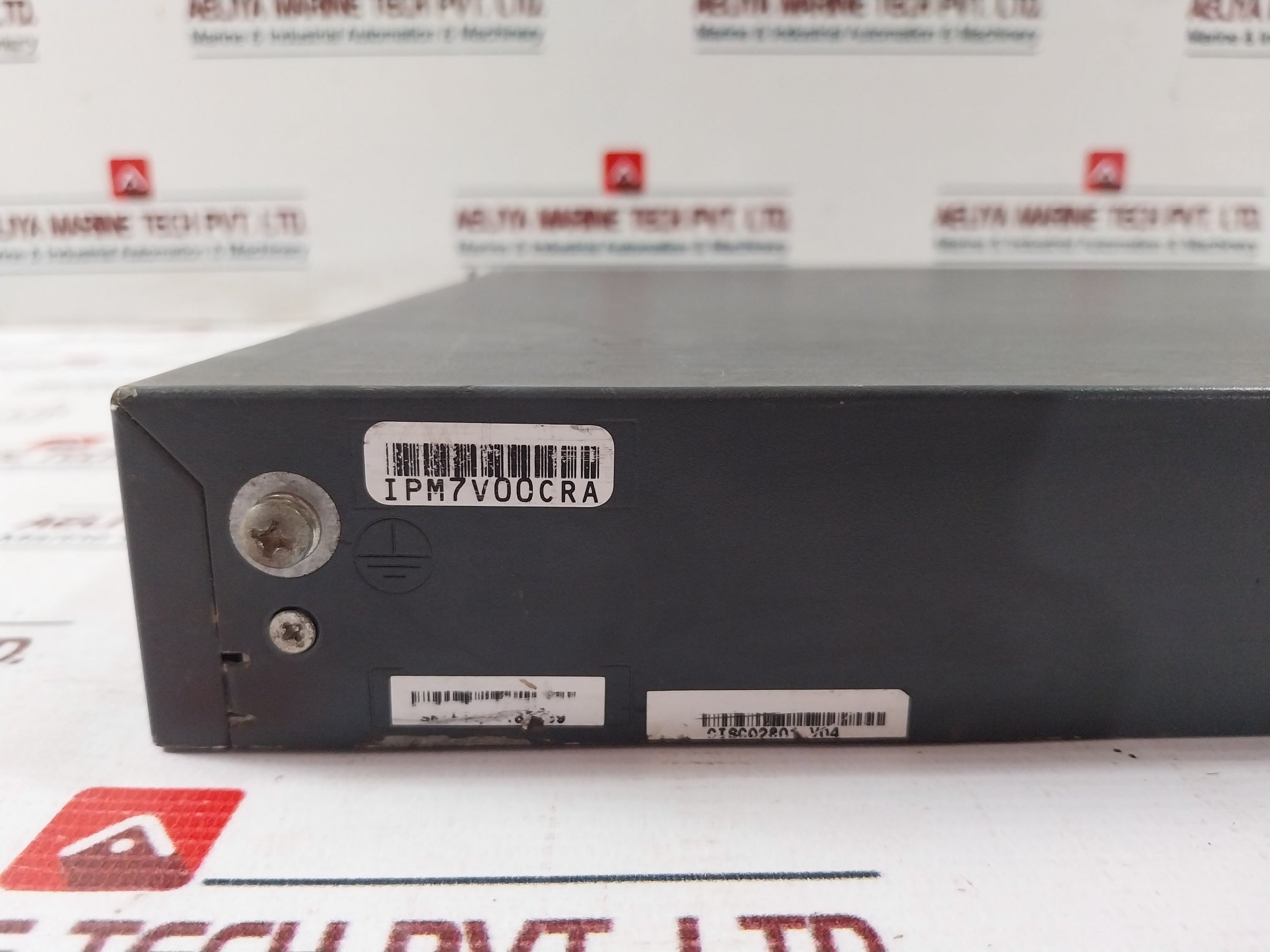 Cisco 2801 Integrated Services Router 100-240V 5A 50/60 Hz