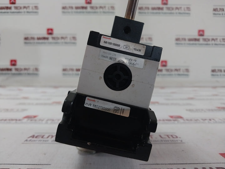Rexroth R401001276 Pneumatic Directional Valve 5812110100