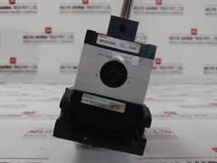 Rexroth R401001276 Pneumatic Directional Valve 5812110100