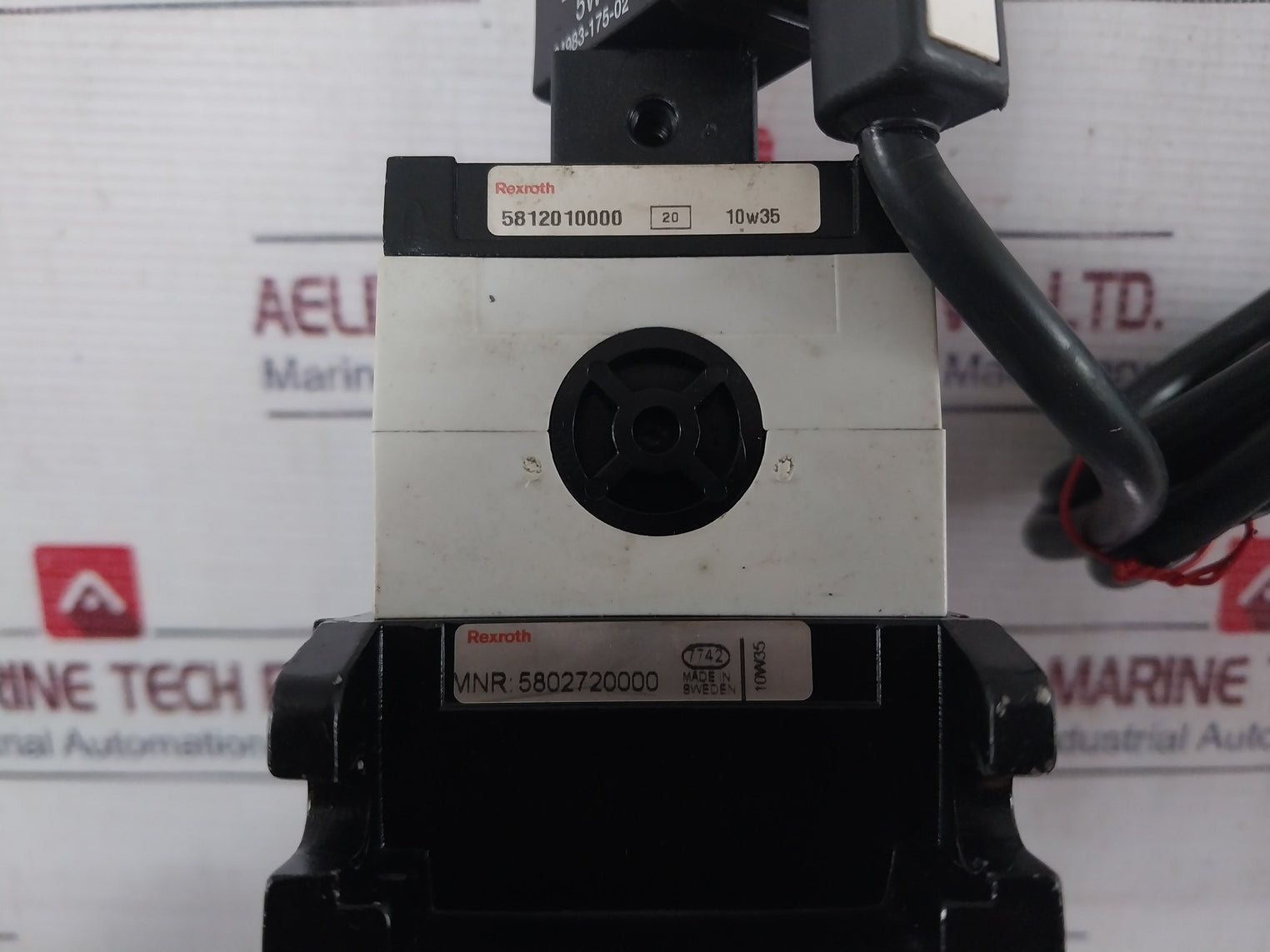 Rexroth Mecman 5802720000 Pneumatic Directional Valve 5812110100