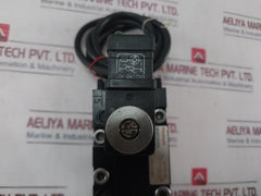 Rexroth Mecman 5802720000 Pneumatic Directional Valve 5812110100