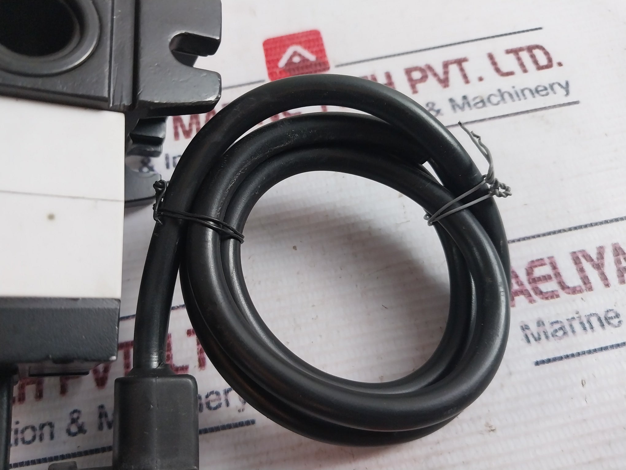 Rexroth 5812110100 Directional Pneumatic Valve 5W 24Vdc