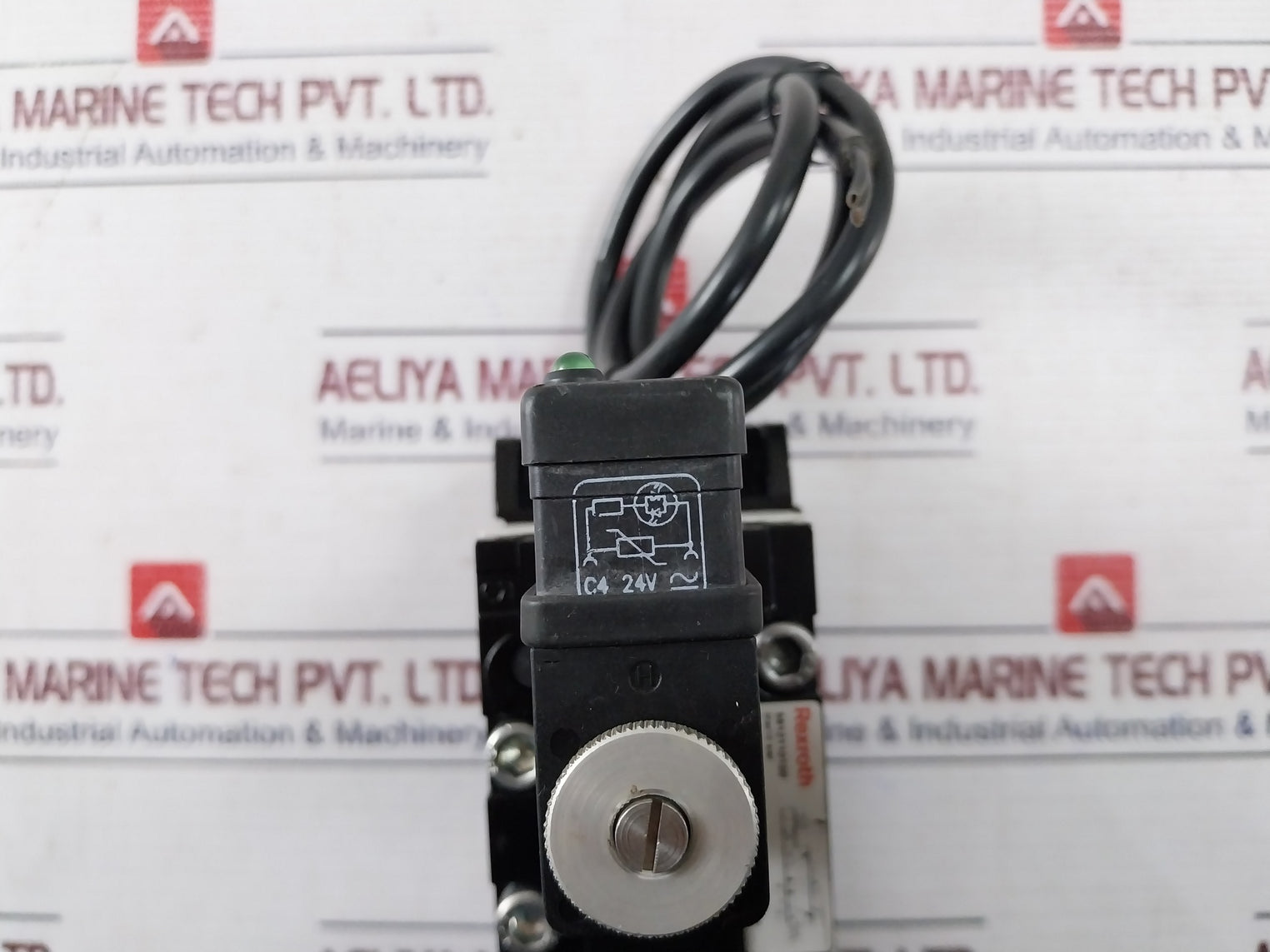 Rexroth 5812110100 Directional Pneumatic Valve 24V Dc 5W