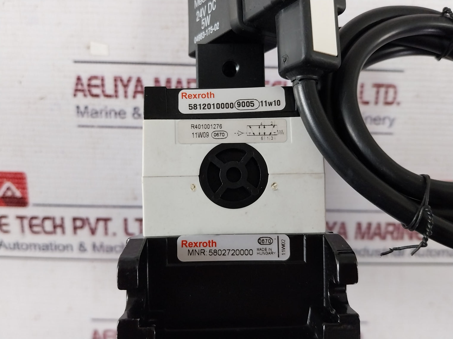 Rexroth 5812110100 Directional Pneumatic Valve 24V Dc 5W