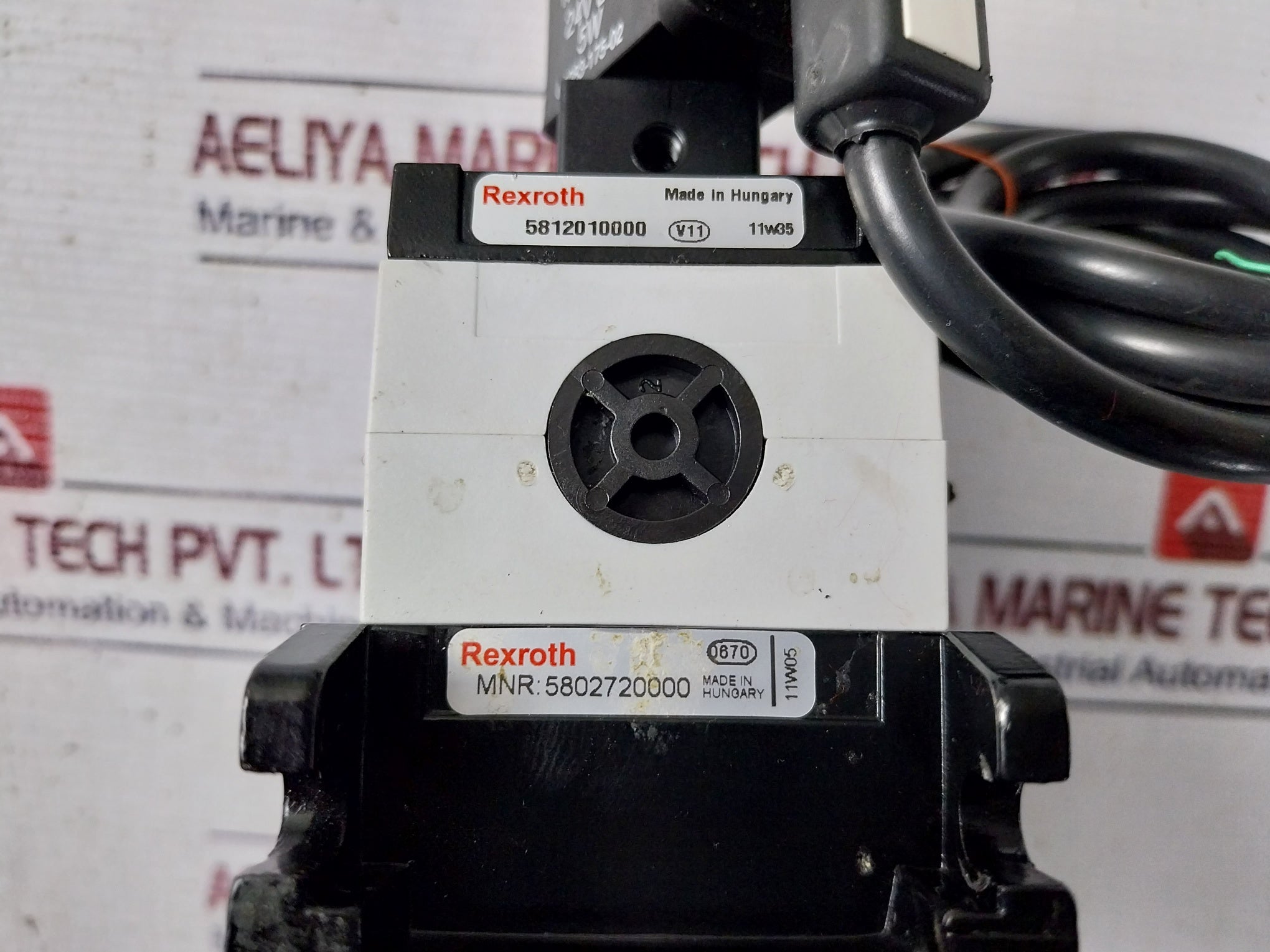 Rexroth 5812110100 Solenoid Valve 24V Dc 5W