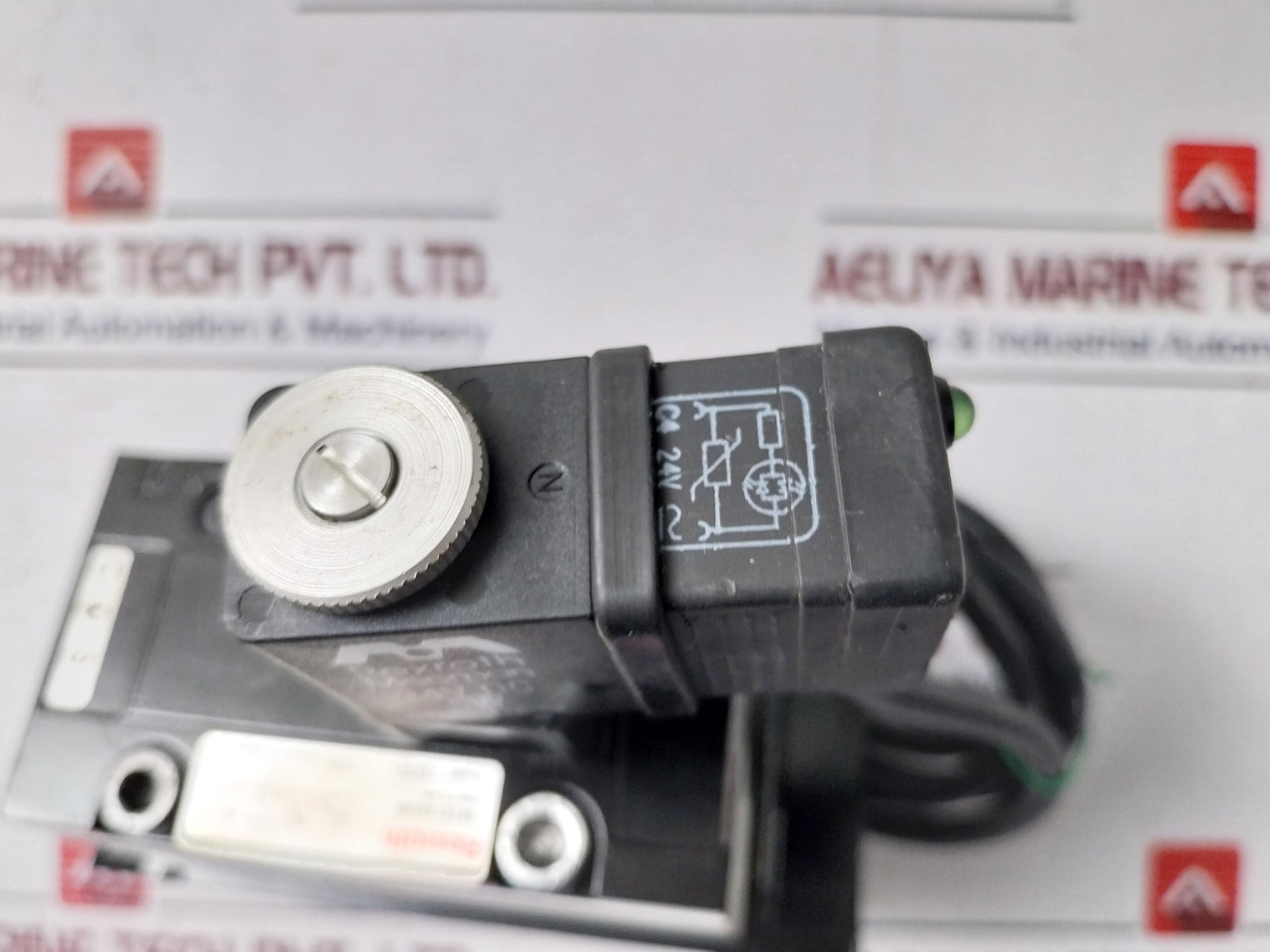 Rexroth 5812110100 Solenoid Valve 24V Dc 5W